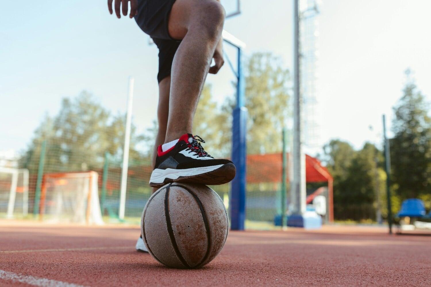 Top 10 Affordable Shoe Brands Under Rs 1000